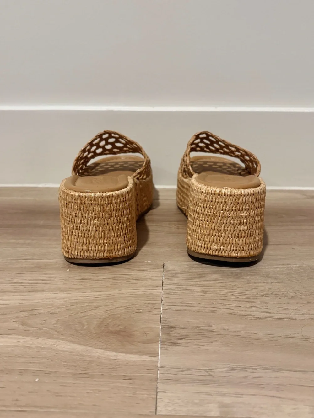 Brandy raffia platform slide sandals